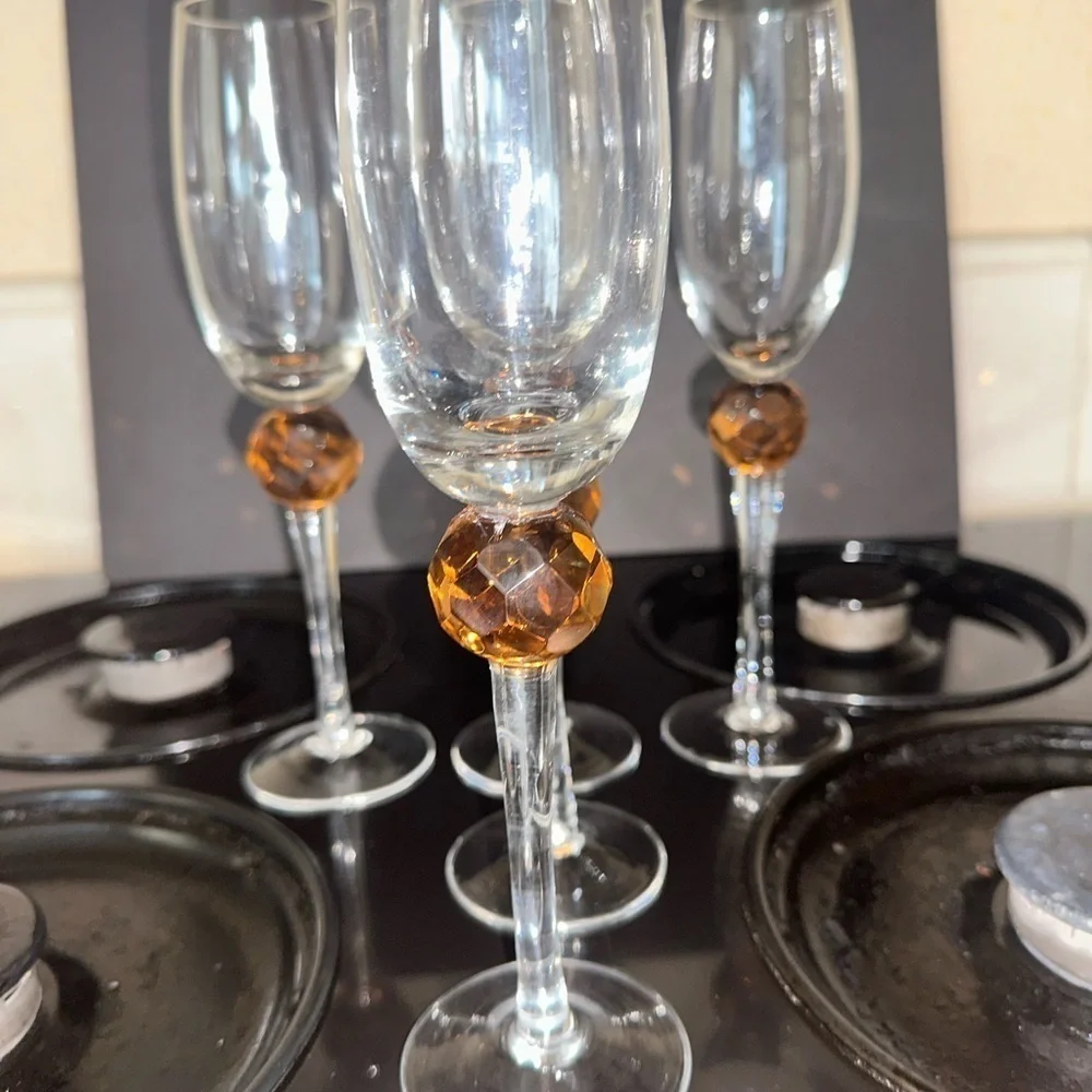 Elegant Clear Champagne Flutes with Amber Accents (Set of 5)